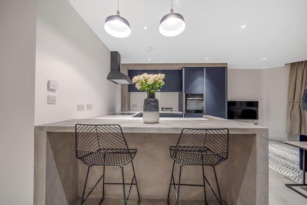 Trendy 2 Bedroom 2 Bathroom Apartment Minutes From Seafront In St Leonard'S Hastings St Leonards-on-Sea Экстерьер фото
